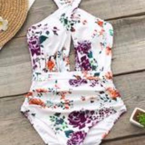 NTW Cupshe Rose Garden Wrap Floral Medium